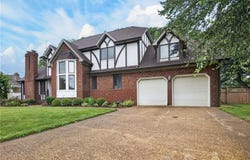 2320 haversham Close, Virginia Beach, VA 23455