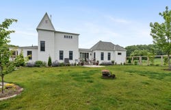 5613 DIVISION RD., HARBOR SPRINGS, MI 49740