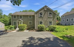 68 Laurel St, Greenfield, MA 01301
