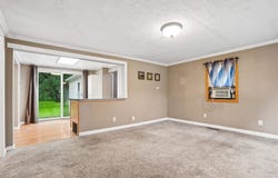 2634 Cedar Terrace Drive, Waterloo, IA 50701