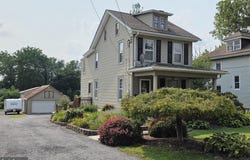 128 MONROE Street, DENVER, PA 17517