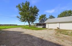 341 N 1000 W, Dunkirk, IN 47336