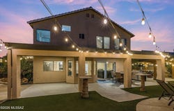 8784 N Wellside Drive, Tucson, AZ 85743