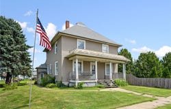 614 Main Street, Lowden, IA 52255
