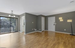38B Foxhall, Middlesex Boro, NJ 08846-2279