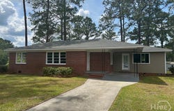 843 Prosperity Drive, Swainsboro, GA 30401