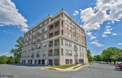 820 BELMONT BAY DR #303, WOODBRIDGE, VA 22191