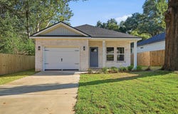 2942 McCarty Avenue, Crestview, FL 32539