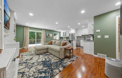 286 W Eagle Lake Drive, Maple Grove, MN 55369