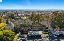 715 Heath Ct, Hayward, CA 94544