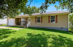 215 Azalea Street, Harrodsburg, KY 40330