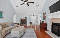 7109 Oakland Ct, Sherwood, AR 72120