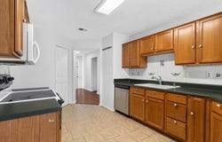 1028 ZENITH Rd, Cordova, TN 38018