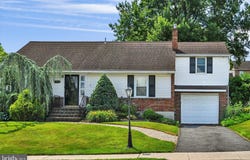 3102 CURTIS Road, SINKING SPRING, PA 19608