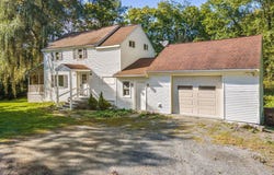 35 Williams Street, North Greenbush, NY 12198