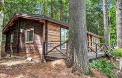 17 Middle Pines Road, Warren, VT 05674