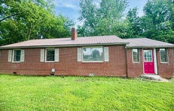 801 College St, Gleason, TN 38229