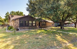 115 Wuensche, Thorndale, TX 76577