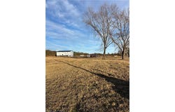 20975 AES RD, Spiro, OK 74959