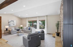 201 W Elm St, Luverne, MN 56156