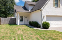 1534 DELMONT Rd, Memphis, TN 38117