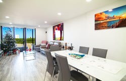 2500 NE 135th St, North Miami, FL 33181
