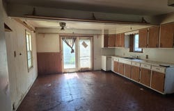1144 E Bowman Street, South Bend, IN 46613-3120