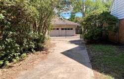 2603 Bon Aire Avenue, Victoria, TX 77901