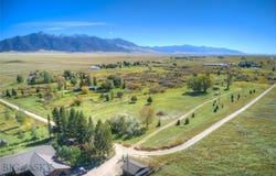 Sheffield Dr., Ennis, MT 59729