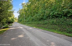 0 Cove Pointe Rd, LaFollette, TN 37766