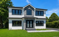 118 W Cherry Street, Hicksville, NY 11801