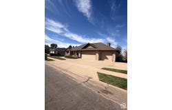 1179 N 3150 E, Layton, UT 84040