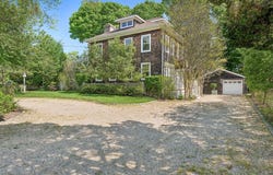 7 School St, Bridgehampton, NY 11932
