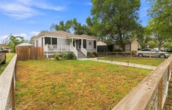 505 Lee St, Smithville, TX 78957