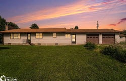 25720 620Th Avenue, Nevada, IA 50201