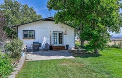 11820 S Old Hwy 99, Grenada, CA 96038