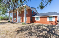 902 Avenue O, Anson, TX 79501