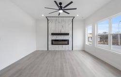 116 E Acacia Circle, Clever, MO 65631