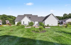 755 Quarry View Drive, Heath, OH 43056