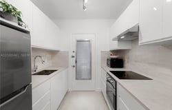 350 Collins Ave, Miami Beach, FL 33139