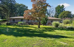 630 Gilbert Street, Jackson, MI 49202
