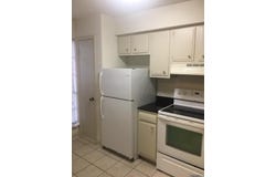 2100 COLLEGE, Baton Rouge, LA 70808