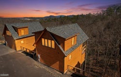 939 Pine Valley Way, Sevierville, TN 37862