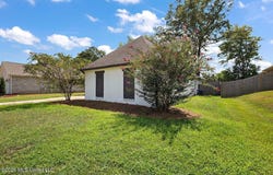 164 Sweetbriar Circle, Canton, MS 39046