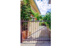 2944 Webster St, Oakland, CA 94609