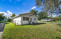 301 Warden Avenue, Elyria, OH 44035