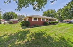 9 W Whitehall Way, Anderson, IN 46013