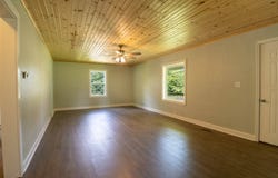 1107 Main St, Maysville, MO 64469
