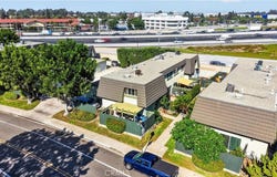 1618 Iowa, Costa Mesa, CA 92626