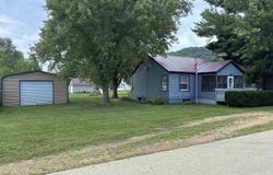 205 S 3rd Street, Avoca, WI 53506